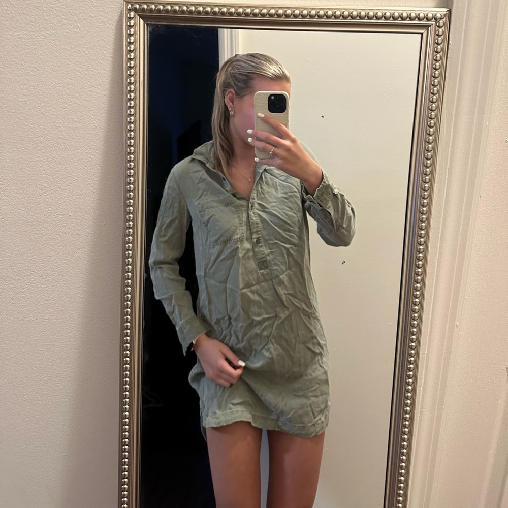 Green button up dress